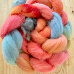 September Drop - Peak Peach Delusions - Hand-dyed roving (top)