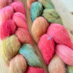 September Drop - Peak Peach Delusions - Hand-dyed roving (top)
