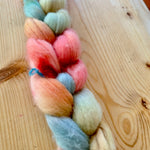 September Drop - Peak Peach Delusions - Hand-dyed roving (top)