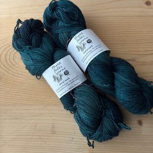 aching | merino and yak blends | blue-green yarn