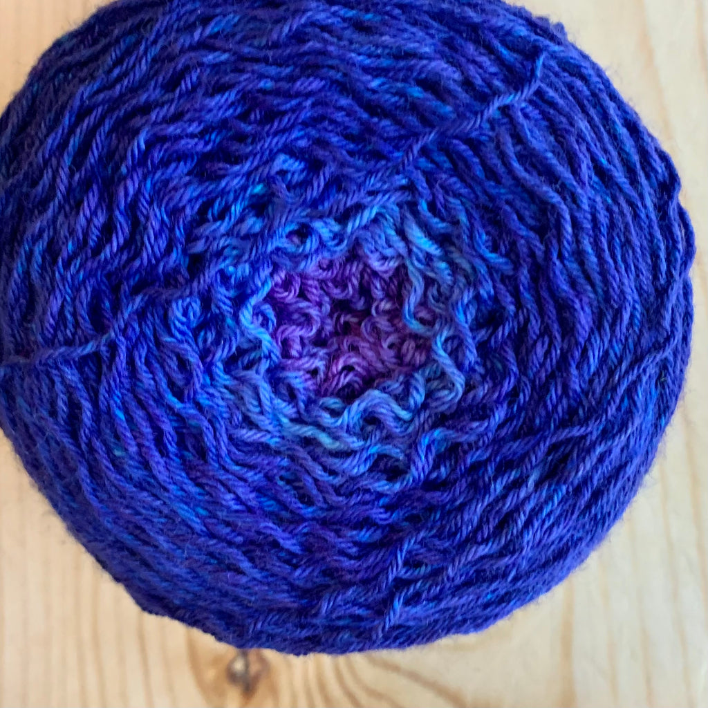 Gradient yarn cake, colour combination M046