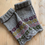 little biscuit beanie and mitts kit - helios