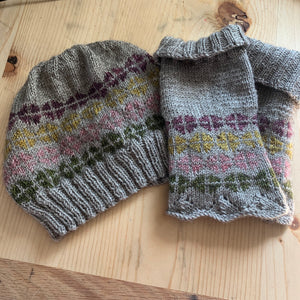 little biscuit beanie and mitts kit - helios